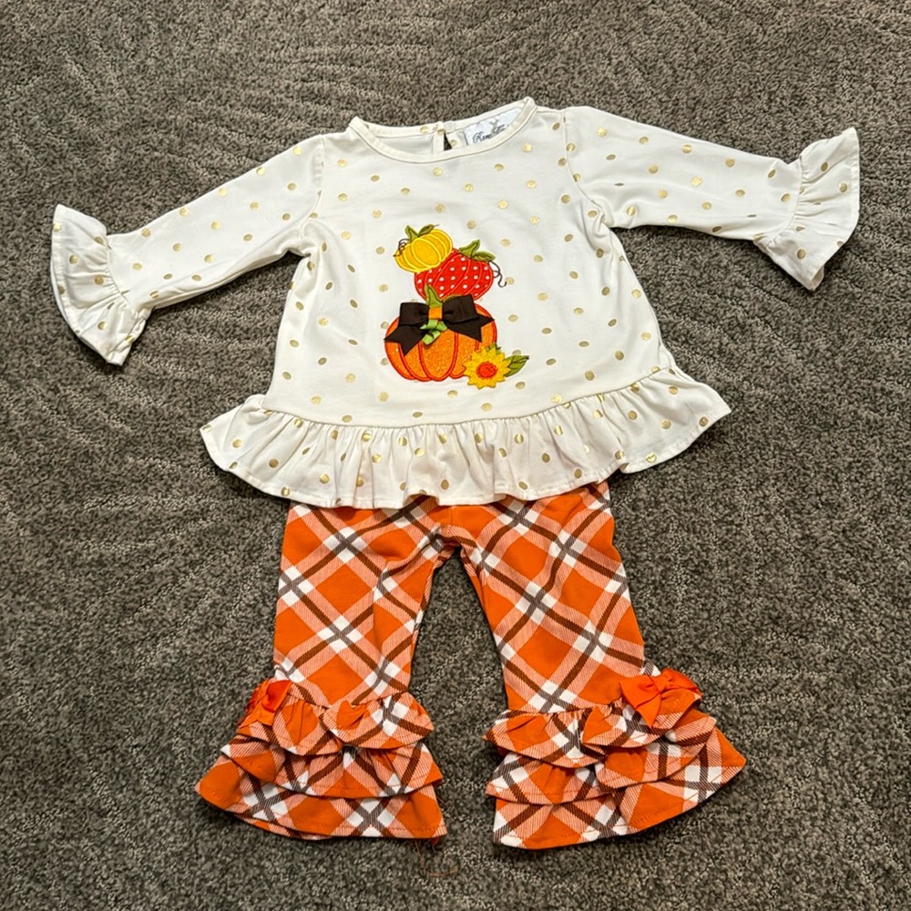 Rare Editions, 6-9 M,fun colorful pumpkin outfit-lots of gold circles/cream base